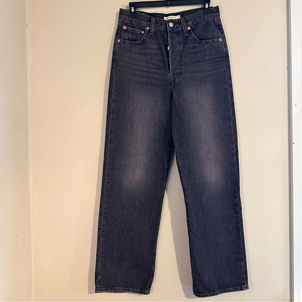 Levi’s Premium Ribcage Strait Ankle Jeans in black rose wash